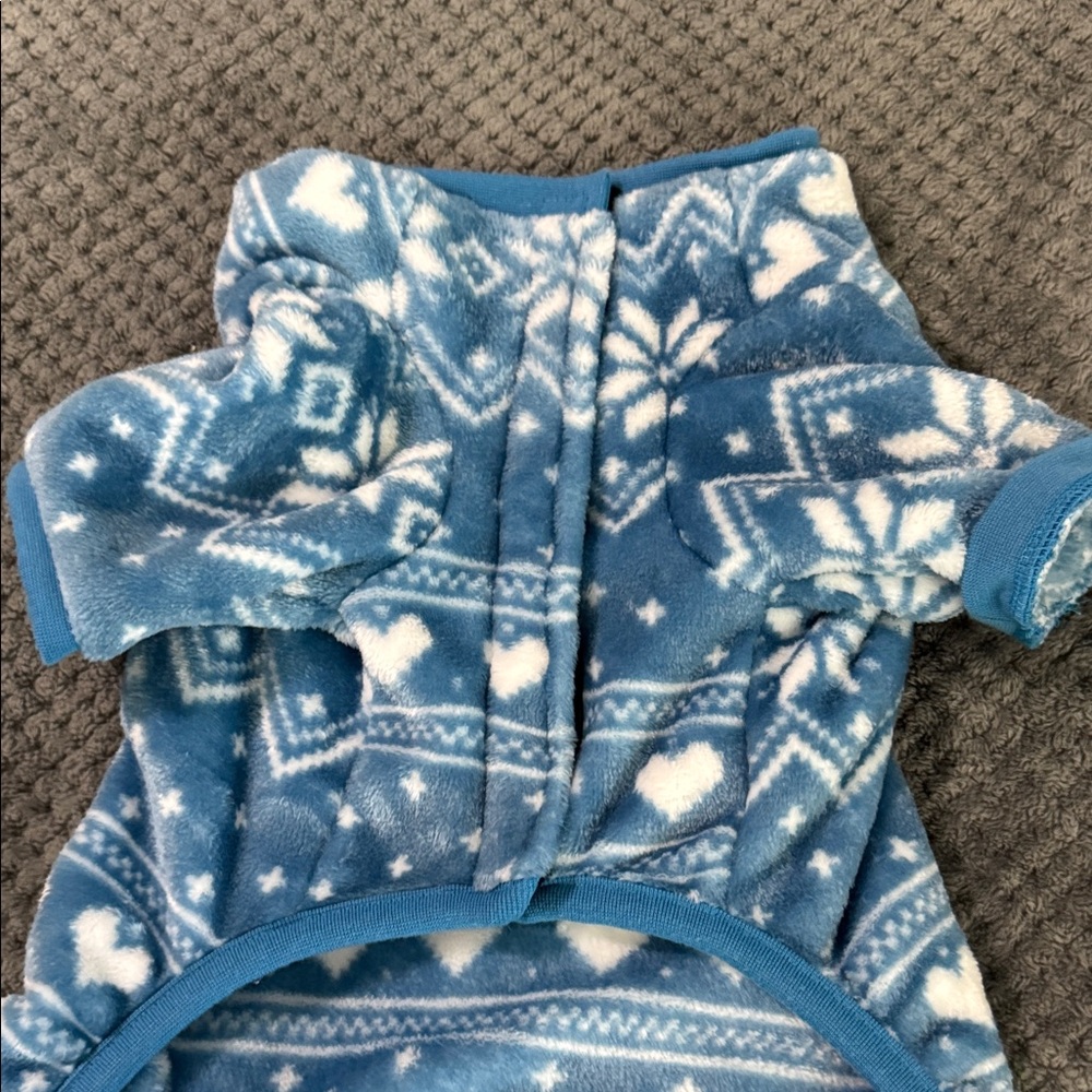 Cozy Blue Snowflake For Pets - Picture 5 of 8